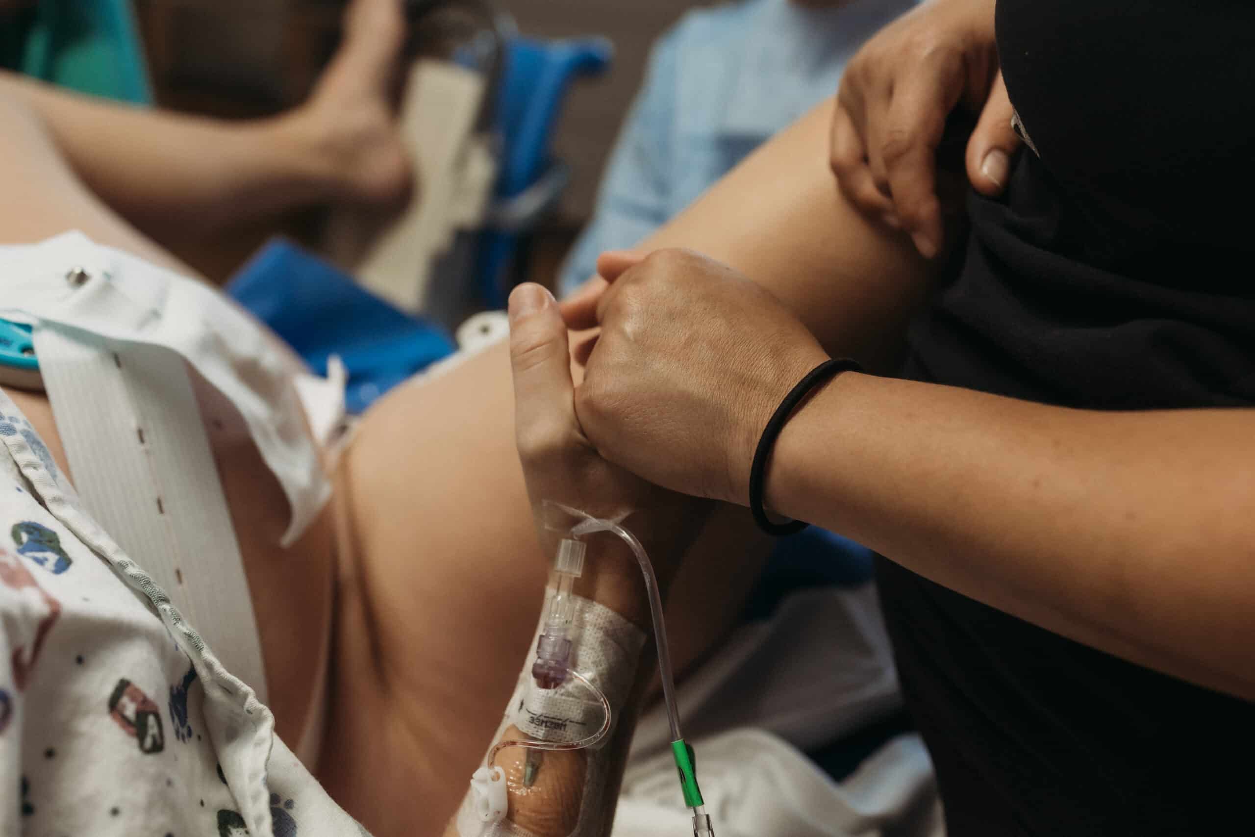 doula supporting hospital birth