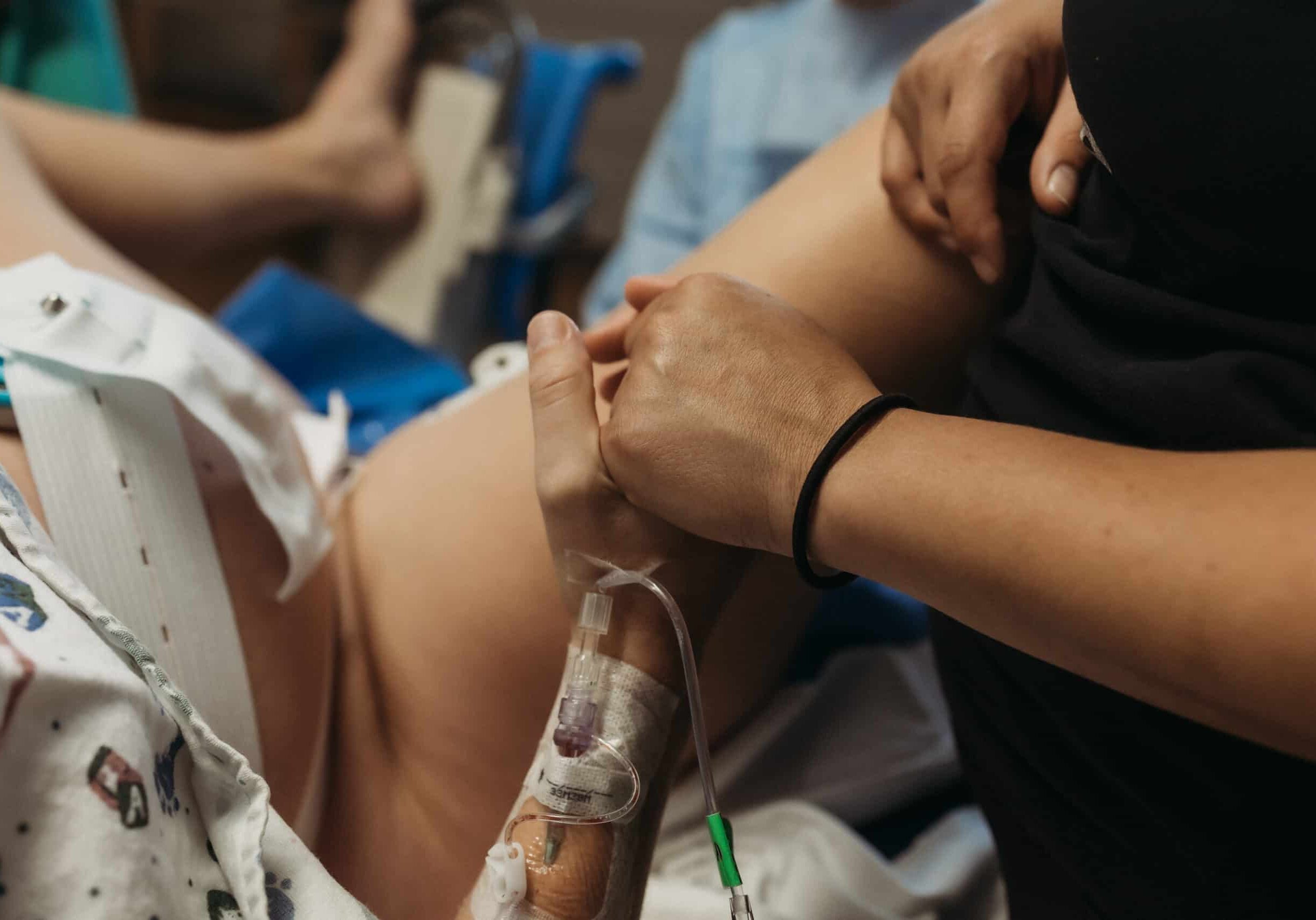 doula supporting hospital birth